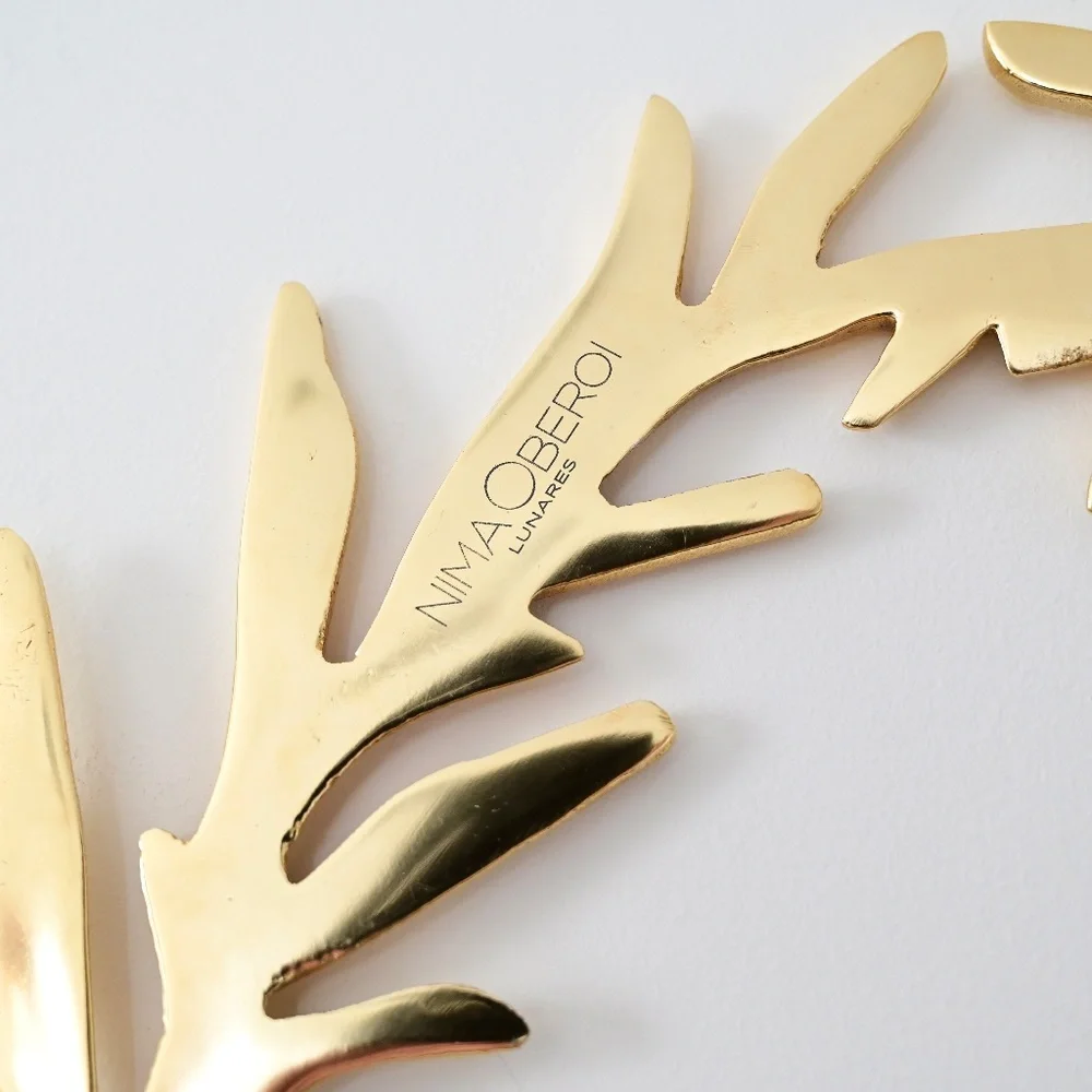 Nima Oberoi Lunales Branches Gold Charger Wreath | Staghorn Motif
